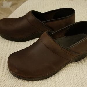 EUC sanita oiled brown clogs